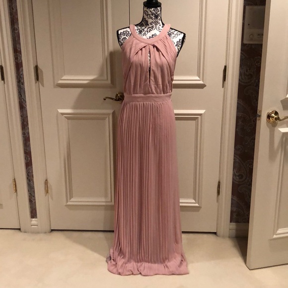 Boohoo Dresses & Skirts - Blush pink evening gown